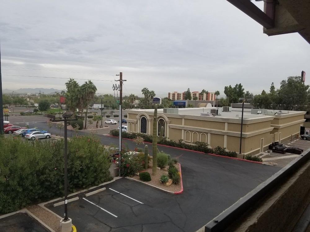 Infinity Inn & Suites Tempe Exteriör bild