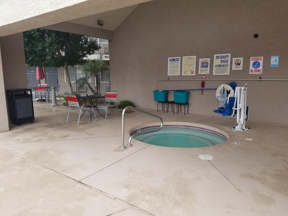 Infinity Inn & Suites Tempe Exteriör bild